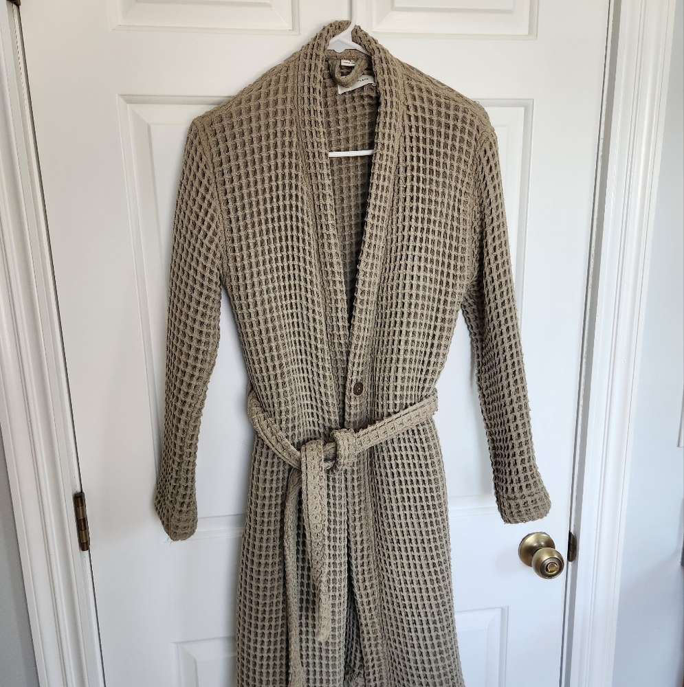 Happy Place Brand Waffle Robe in Color Sage